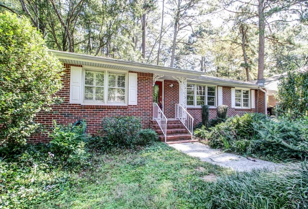 3 bedroom, 1,532 sq ft single family residence sold at 2013 Chesterfield Drive, Atlanta, GA 30345