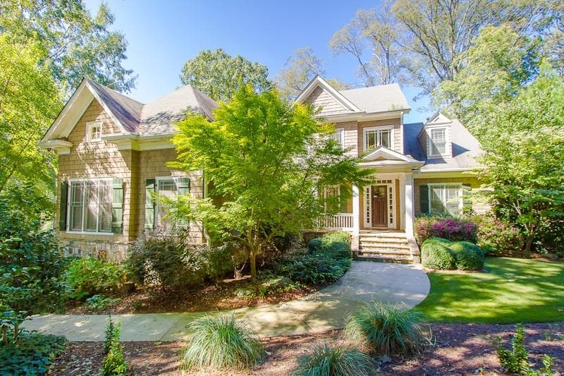 6 bedroom, 6,356 sq ft single family residence sold at 3906 Ivy Road, Atlanta, GA 30342