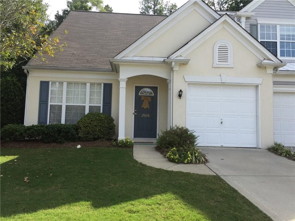 3 bedroom, 1,434 sq ft townhouse sold at 2606 Timbercreek Circle, Roswell, GA 30076