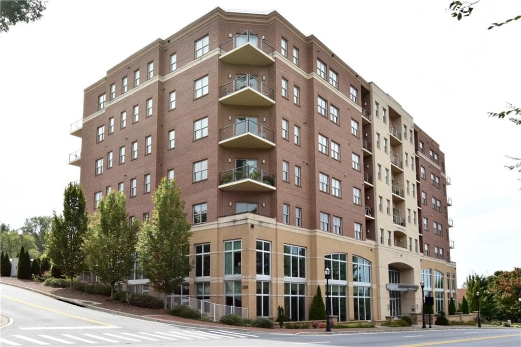 326 Roswell Street 704, Marietta, GA 30060 — most recent listing photo