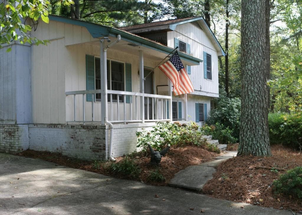 1181 Sommerset Drive, Lawrenceville, GA 30043 — most recent listing photo