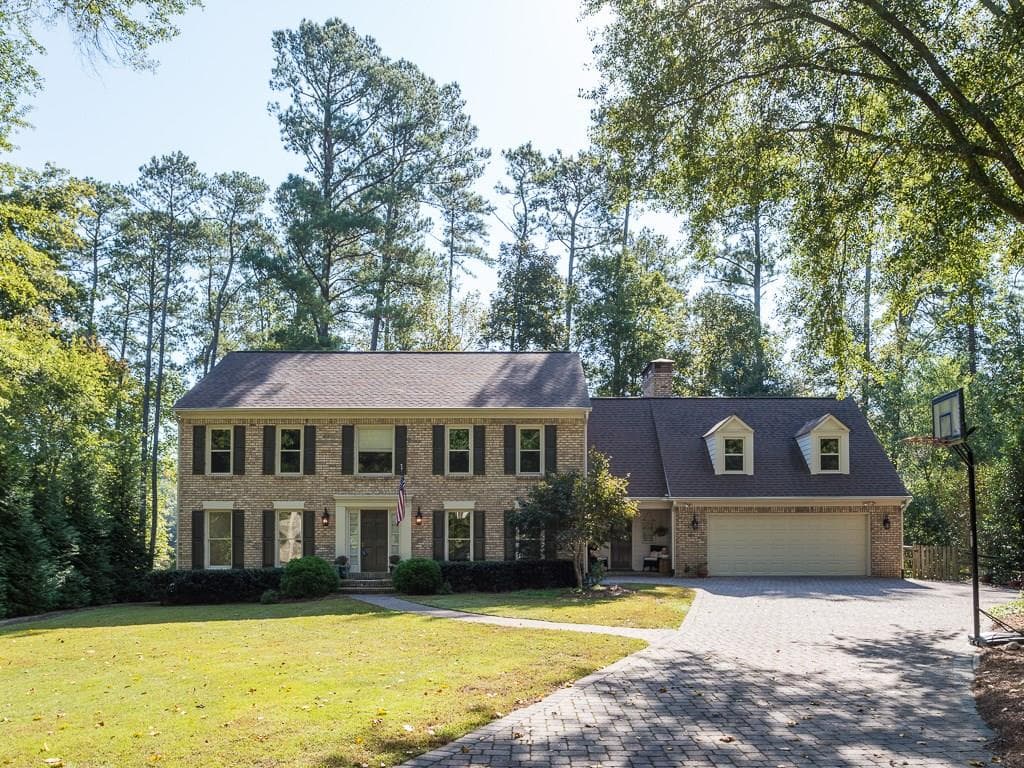 5332 W Bank Drive, Marietta, GA 30068 — most recent listing photo