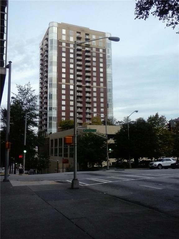 1 bedroom, 1,285 sq ft condominium sold at 285 Centennial Olympic Park Drive 1101, Atlanta, GA 30313