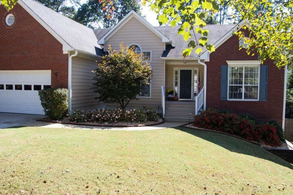 4021 Avonlea Court, Buford, GA 30519 — most recent listing photo