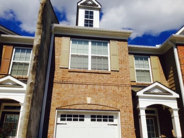 3 bedroom, 1,696 sq ft townhouse sold at 1725 Garbrooke Cove, Lawrenceville, GA 30046