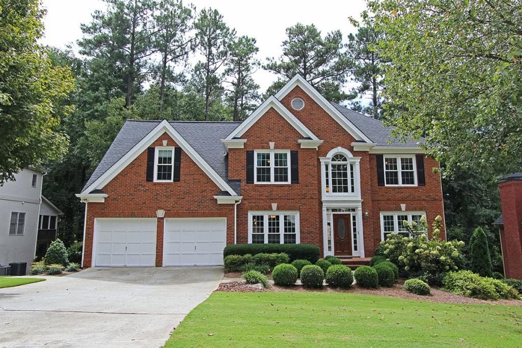 2060 Walnut Creek Crossing, Alpharetta, GA 30005 — most recent listing photo