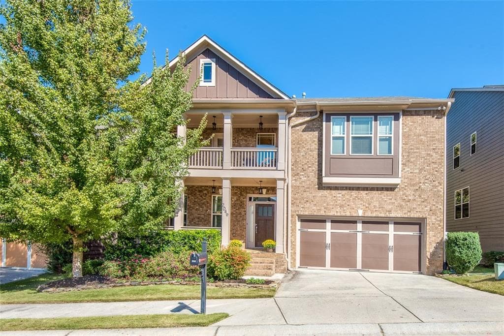 5 bedroom, 3,290 sq ft single family residence sold at 2049 Old Georgian Terrace, Atlanta, GA 30318