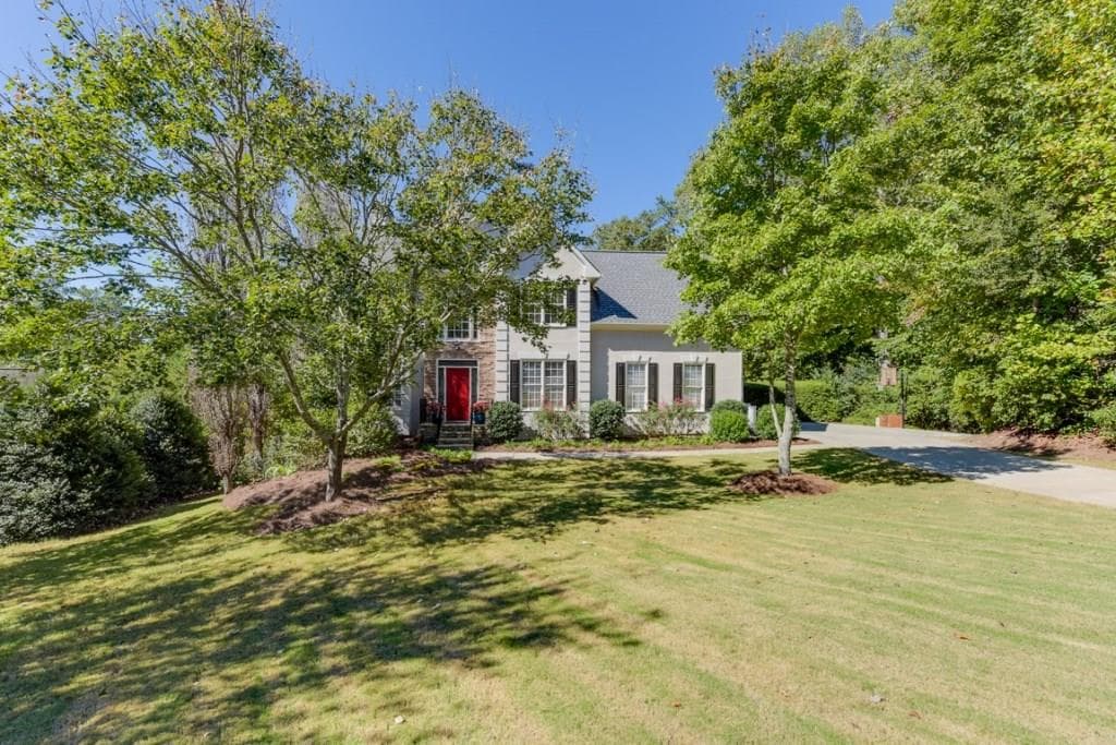 5000 Charleston Lane, Roswell, GA 30075 — most recent listing photo
