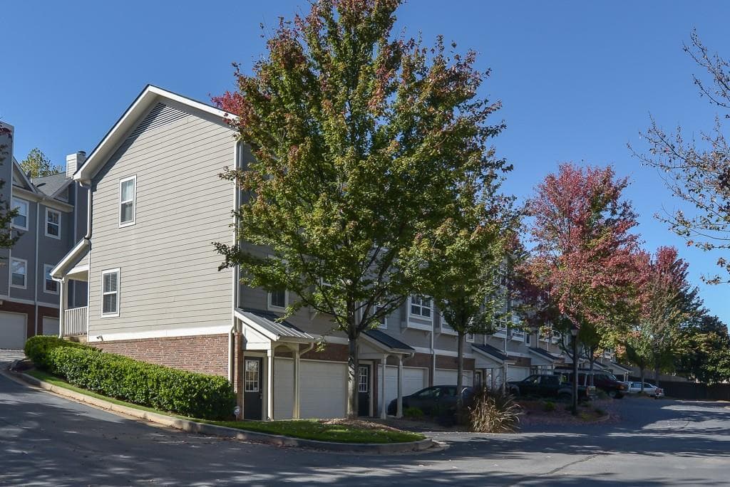 2 bedroom, 1,172 sq ft townhouse sold at 316 Carlyle Park Drive, Atlanta, GA 30307