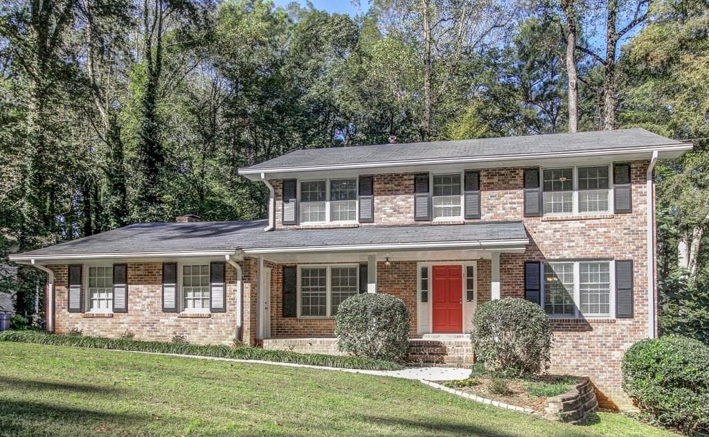 4 bedroom, 2,656 sq ft single family residence sold at 2364 Henderson Mill Court, Atlanta, GA 30345