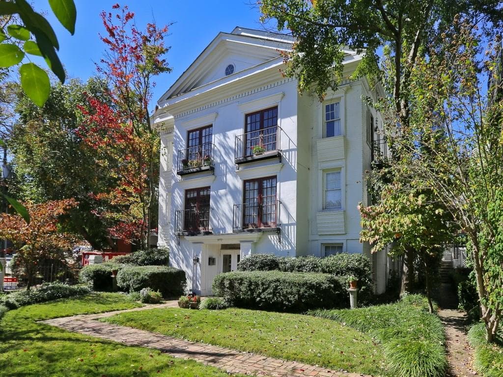 1072 Piedmont Avenue 201, Atlanta, GA 30309 — most recent listing photo