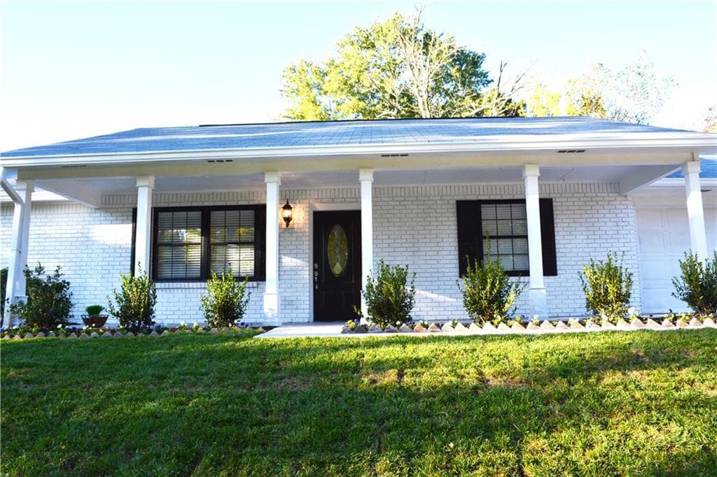 905 Ranch Drive, Canton, GA 30114 — most recent listing photo