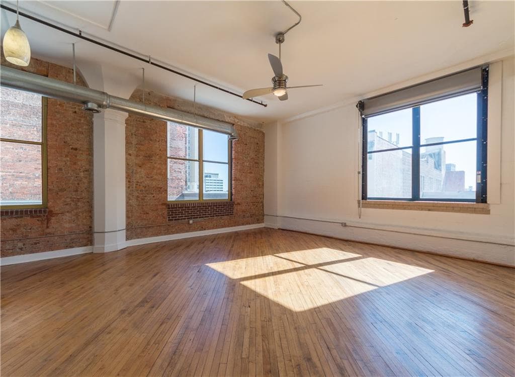 1 bedroom, 1,256 sq ft condominium sold at 87 Peachtree Street 406, Atlanta, GA 30303