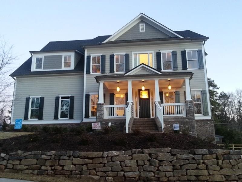 6 bedroom, 3,570 sq ft single family residence sold at 401 Downfield Way, Smyrna, GA 30082