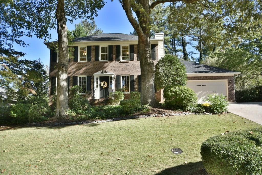 4 bedroom single family residence sold at 2650 Shadow Pine Drive, Roswell, GA 30076