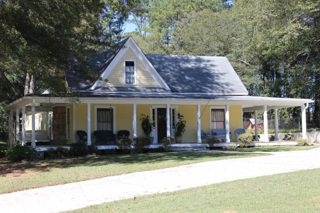 165 New Street, Hoschton, GA 30548 — most recent listing photo