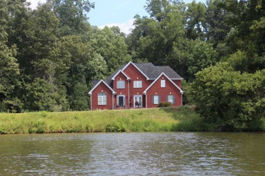 614 Lakeshore Drive, Jefferson, GA 30549 — most recent listing photo