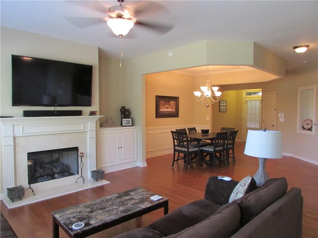 3 bedroom, 1,949 sq ft townhouse sold at 3229 Berkeley Glen Way, Norcross, GA 30092