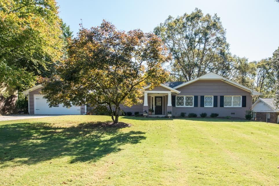 1691 W Nancy Creek Drive, Brookhaven, GA 30319 — most recent listing photo