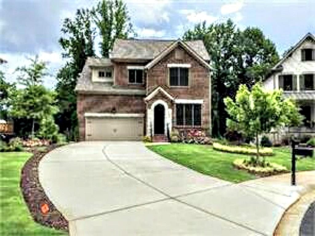 2506 Overlook Bluff, Decatur, GA 30030 — most recent listing photo