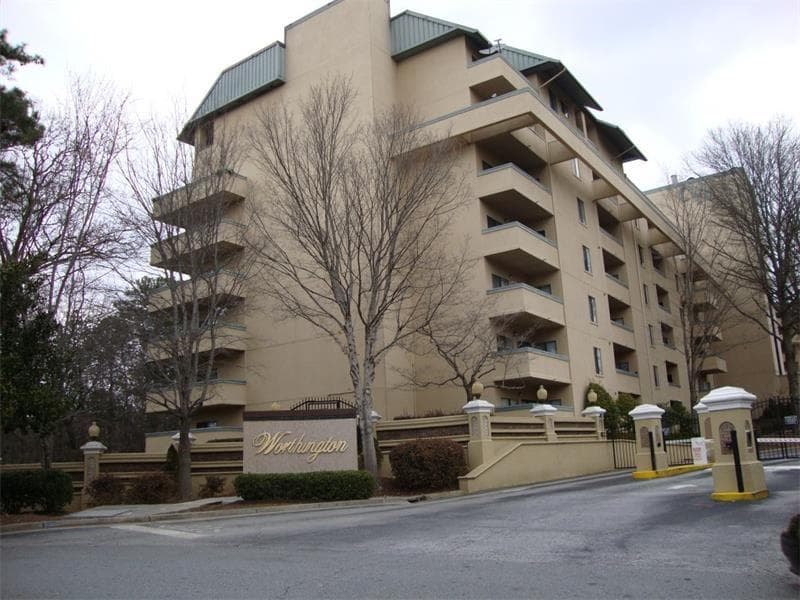 1962 Spectrum Circle 120, Marietta, GA 30067 — most recent listing photo
