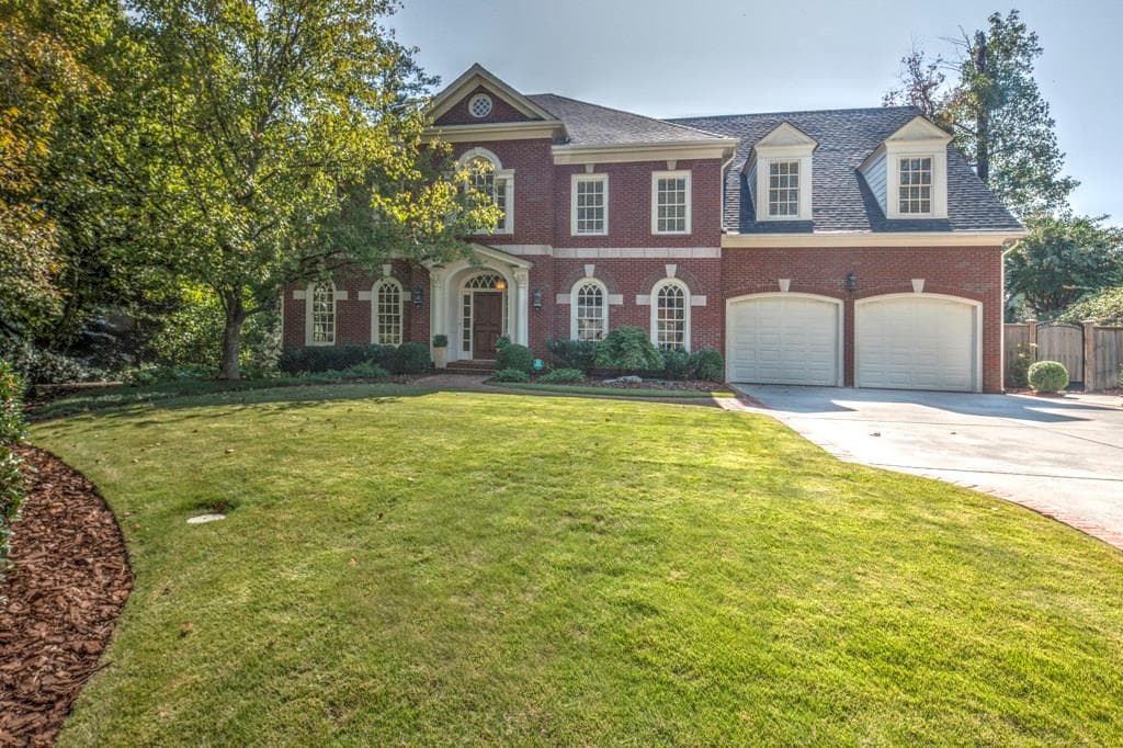 5 bedroom single family residence sold at 1063 Brookhaven Lane, Brookhaven, GA 30319