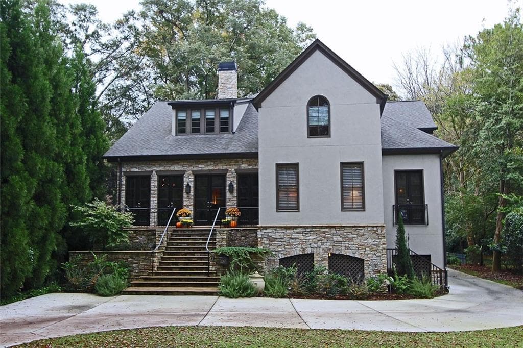 4 bedroom, 5,182 sq ft single family residence sold at 237 CAMDEN Road, Atlanta, GA 30309