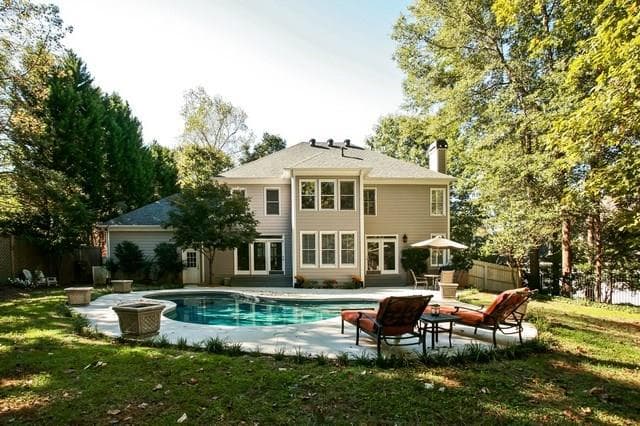6 bedroom, 4,917 sq ft single family residence sold at 4425 Wieuca Road, Atlanta, GA 30342