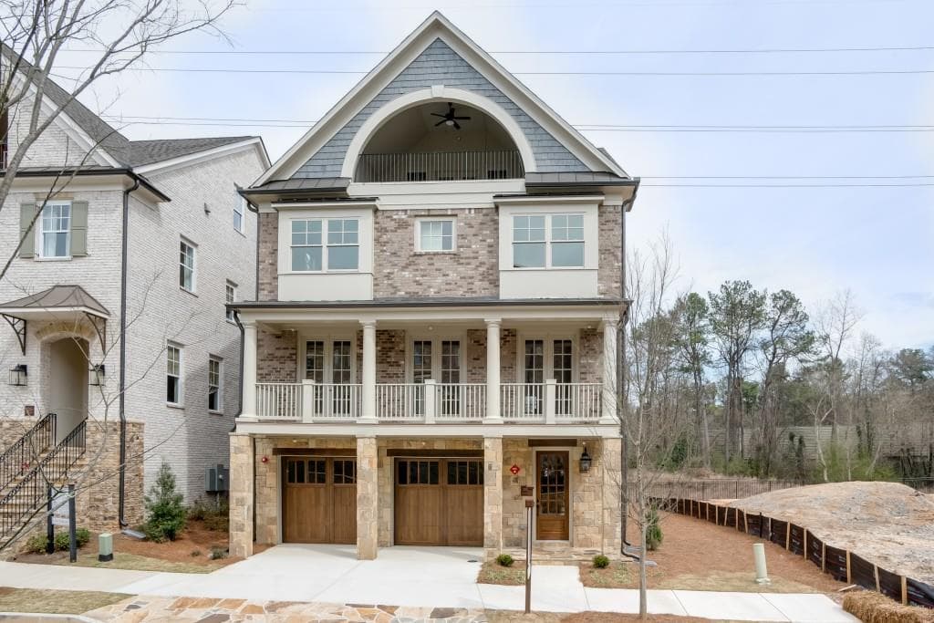 5 bedroom, 4,666 sq ft single family residence sold at 2081 Bellrick Road, Atlanta, GA 30318