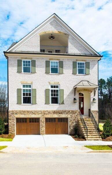 5 bedroom, 4,500 sq ft single family residence sold at 2085 Bellrick Road, Atlanta, GA 30318