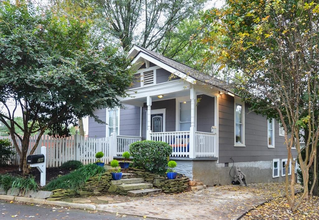 3 bedroom, 1,274 sq ft single family residence sold at 294 Nelms Avenue, Atlanta, GA 30307