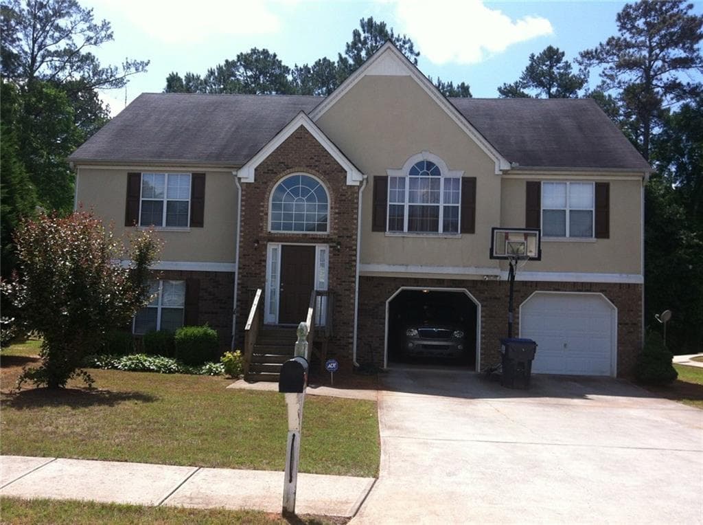 5 bedroom, 2,592 sq ft single family residence sold at 5455 Sweetsprings Drive, Powder Springs, GA 30127
