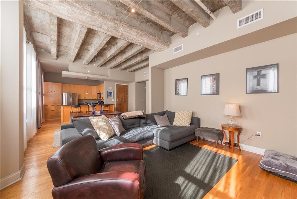 1 bedroom, 1,080 sq ft condominium sold at 90 Fairlie Street 503, Atlanta, GA 30303
