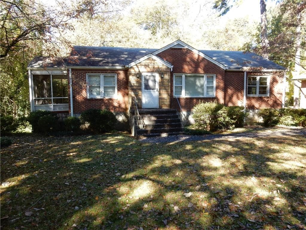 3 bedroom single family residence sold at 2080 CLAIRMONT Road, Decatur, GA 30033