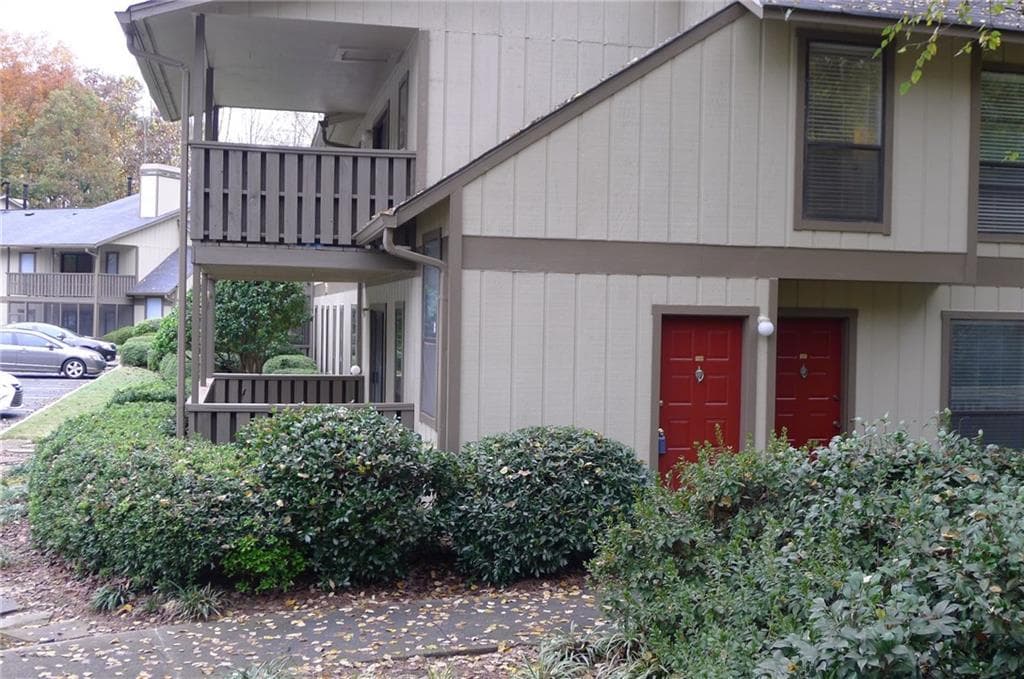 1206 Woodcliff Drive, Sandy Springs, GA 30350 — most recent listing photo