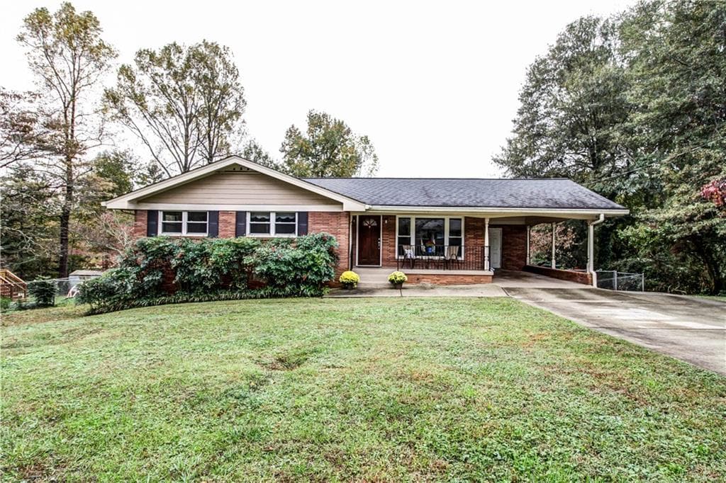 690 Rosedale Drive, Smyrna, GA 30082 — most recent listing photo