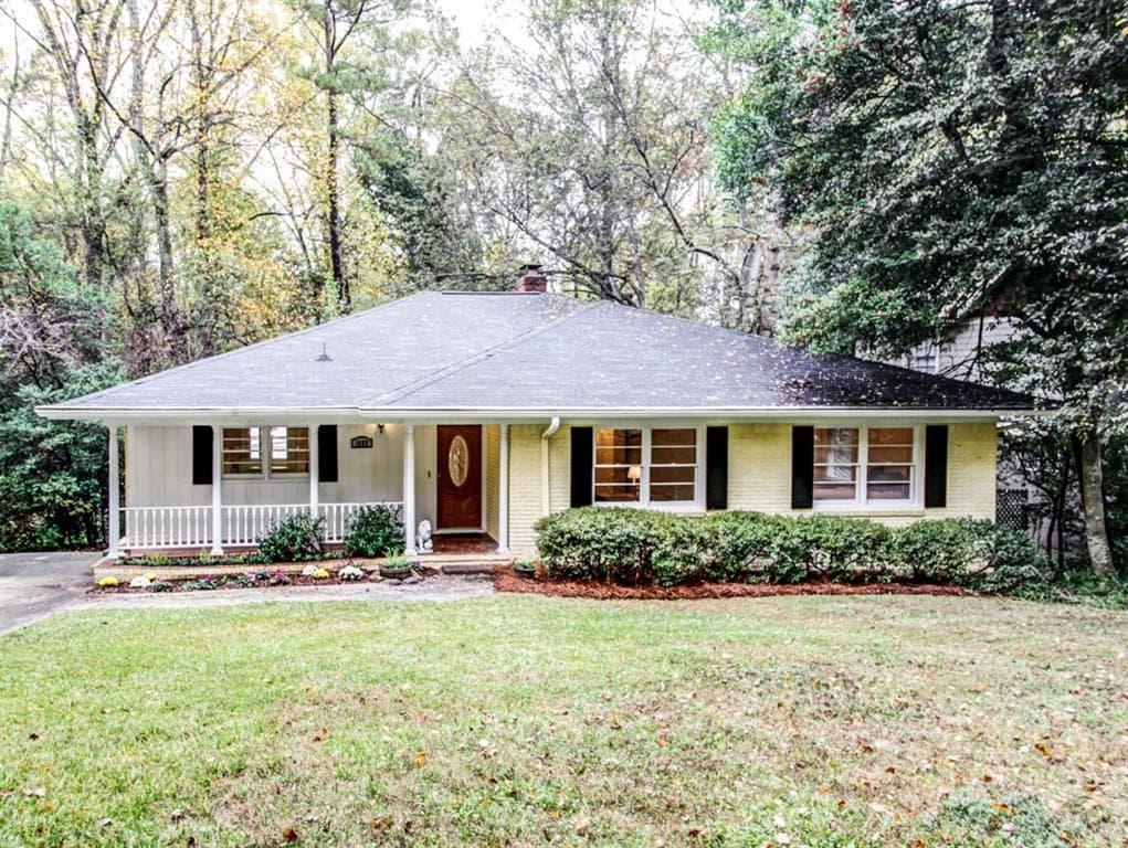 4 bedroom, 3,172 sq ft single family residence sold at 1692 E Clifton Road, Atlanta, GA 30307