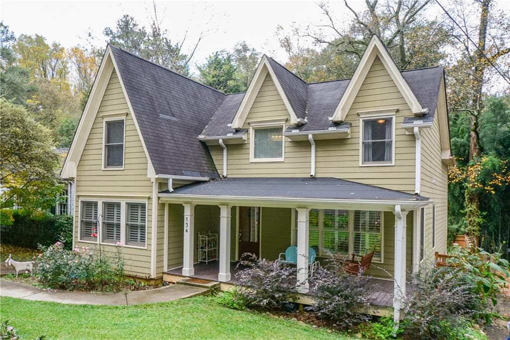 4 bedroom, 2,294 sq ft single family residence sold at 154 Ridgeland Avenue, Decatur, GA 30030