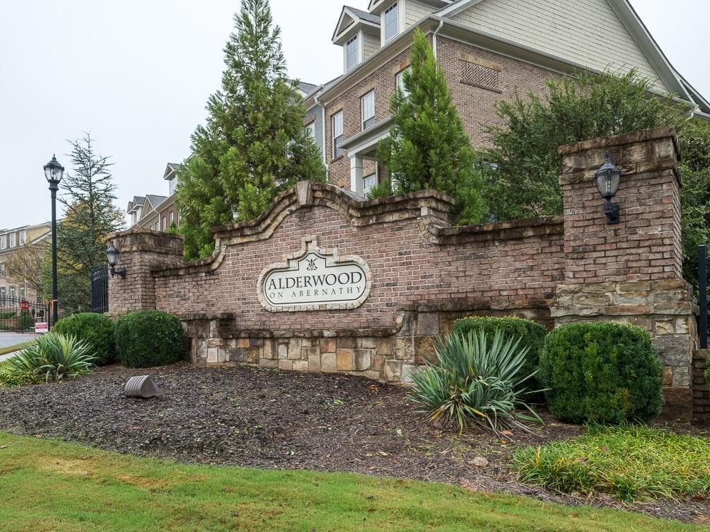 3 bedroom, 2,030 sq ft townhouse sold at 309 Alderwood Lane, Atlanta, GA 30328