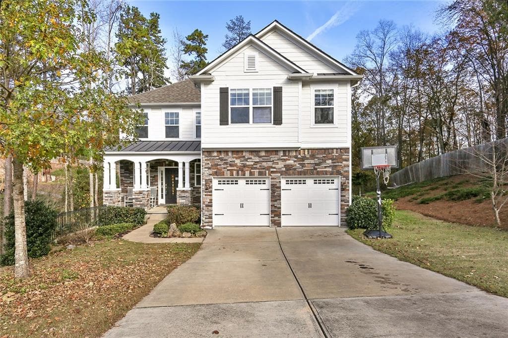 4015 Dalwood Drive, Suwanee, GA 30024 — most recent listing photo