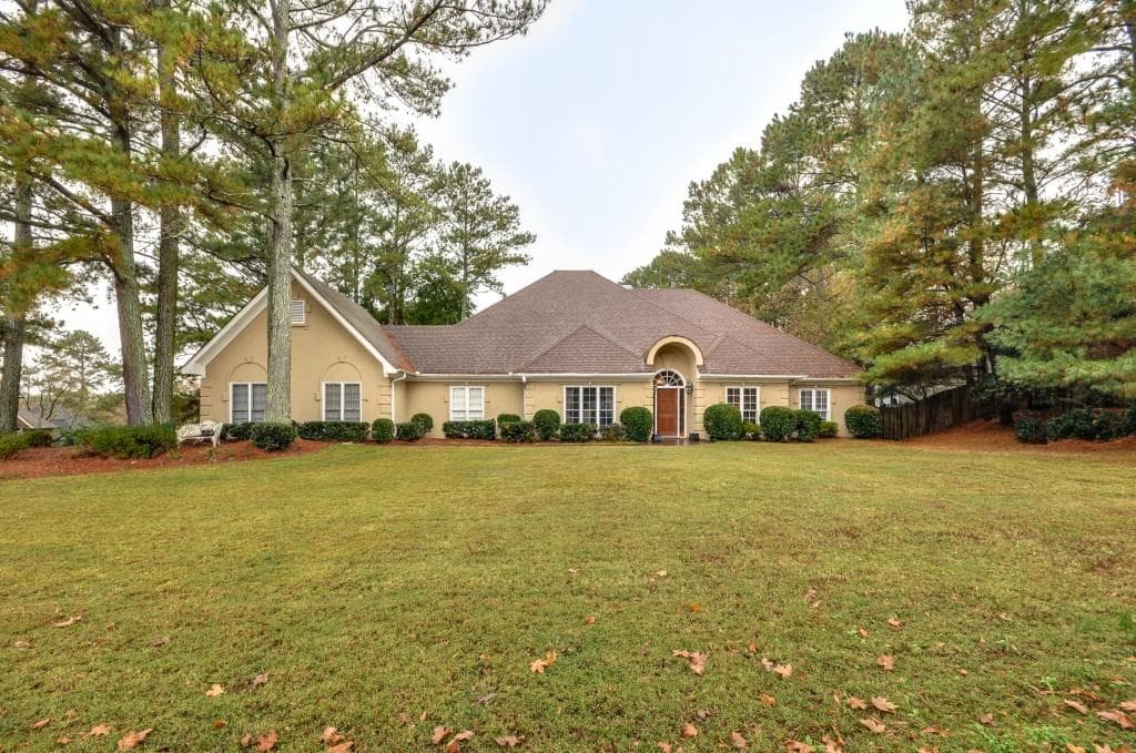 5624 Asheforde Lane, Marietta, GA 30068 — most recent listing photo