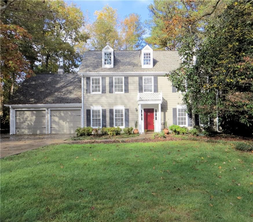 5 bedroom, 3,637 sq ft single family residence sold at 2369 Chestnut Springs Trail, Marietta, GA 30062