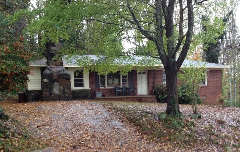 2 bedroom, 1,362 sq ft single family residence sold at 125 Skyview Place, Gainesville, GA 30501