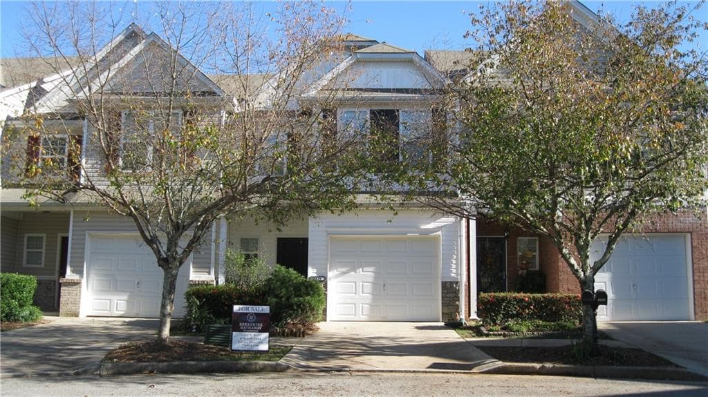 4839 Zephyr Cove Place ., Flowery Branch, GA 30542 — most recent listing photo
