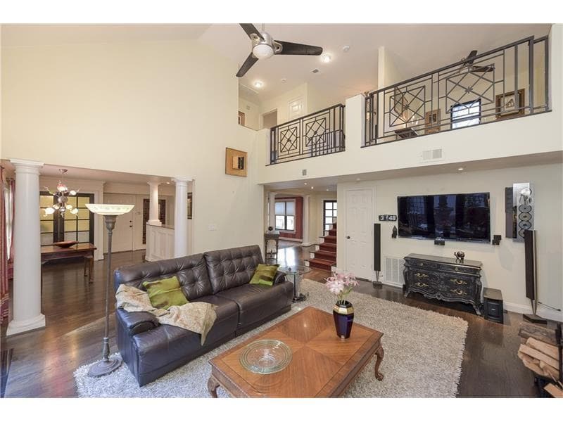 3 bedroom, 2,401 sq ft single family residence sold at 1012 Shady Valley Place, Atlanta, GA 30324