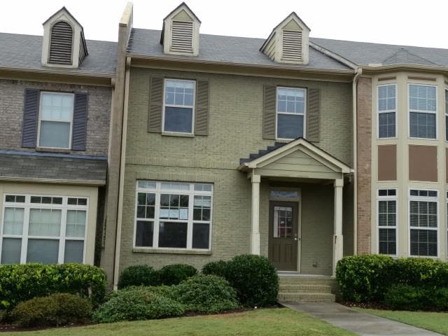 3 bedroom, 1,638 sq ft condominium sold at 3150 THORNGATE Court 3150, Snellville, GA 30078