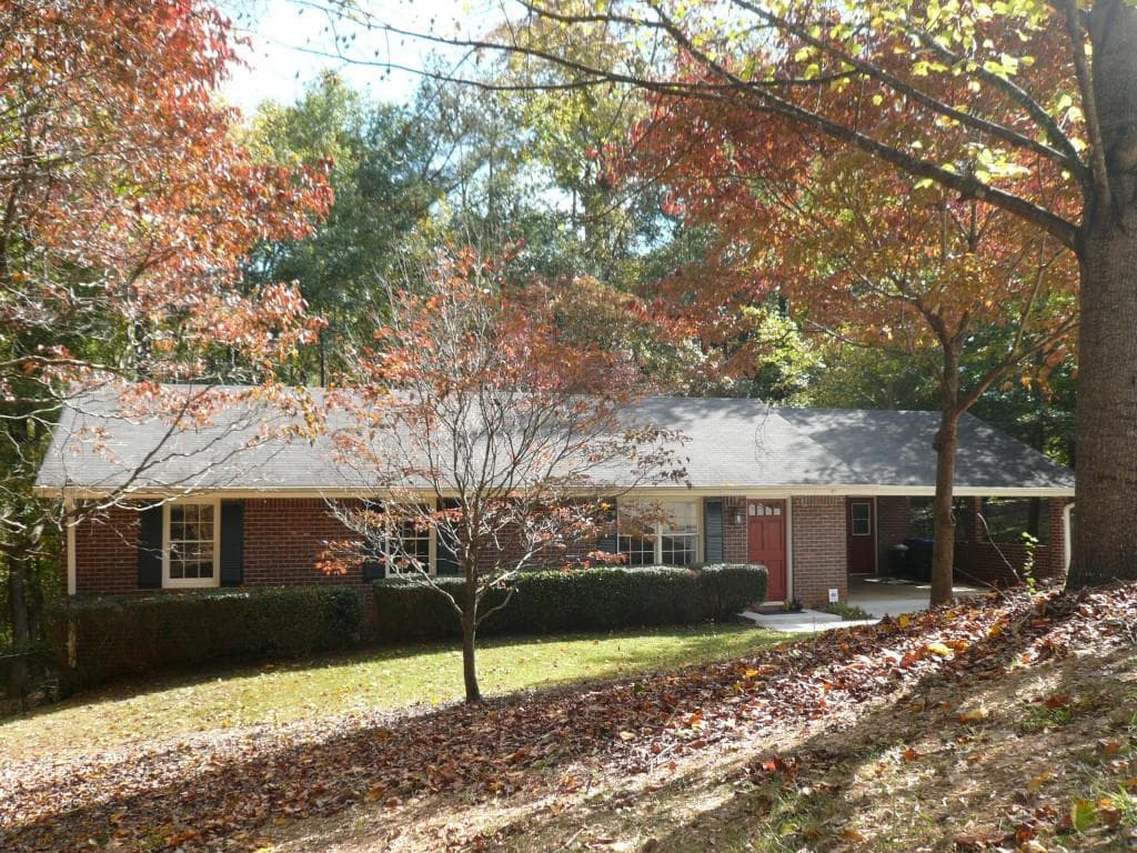1580 Bainbridge Lane, Roswell, GA 30075 — most recent listing photo