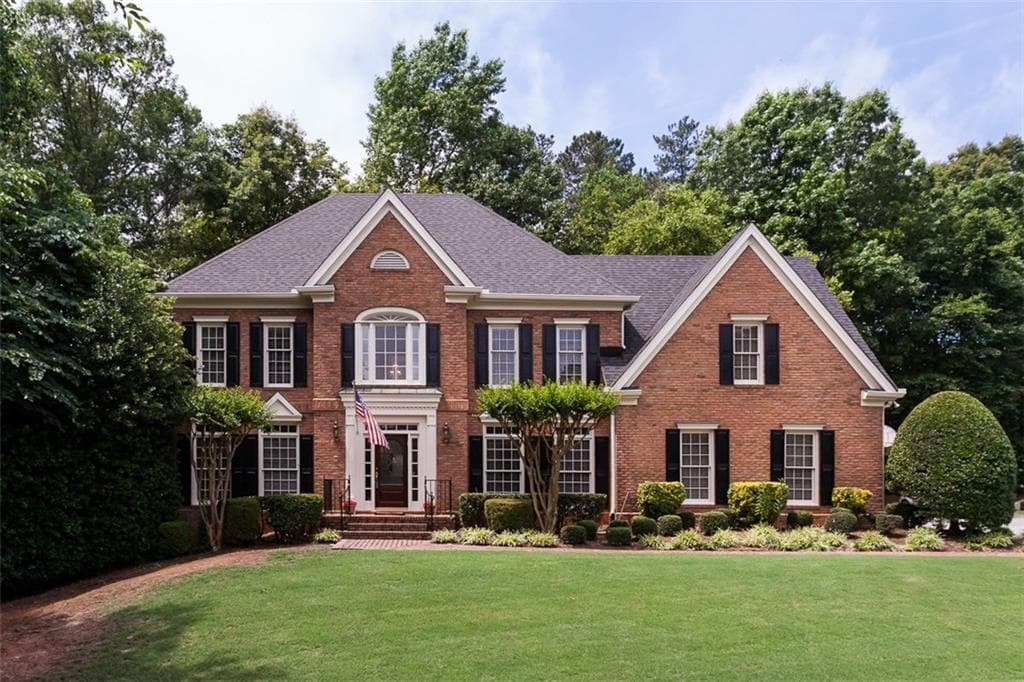 5182 Brooke Farm Drive, Dunwoody, GA 30338 — most recent listing photo