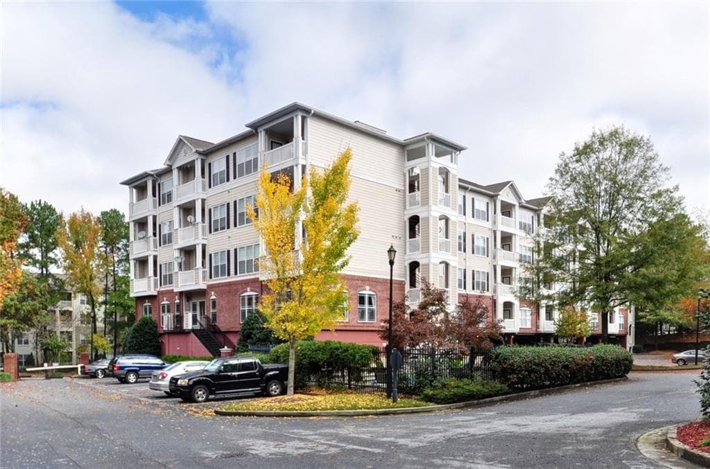4333 Dunwoody Park 1407, Dunwoody, GA 30338 — most recent listing photo