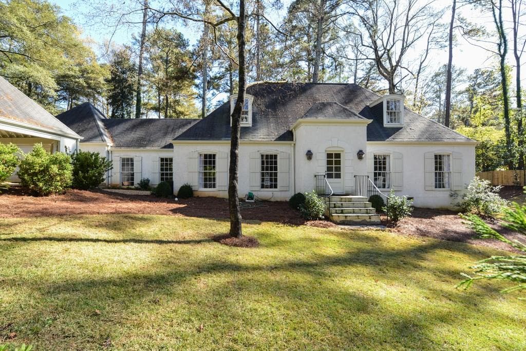 4 bedroom, 3,839 sq ft single family residence sold at 3180 Rilman Road, Atlanta, GA 30327